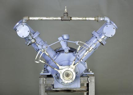 homemade V-2 Slide Valve Engine